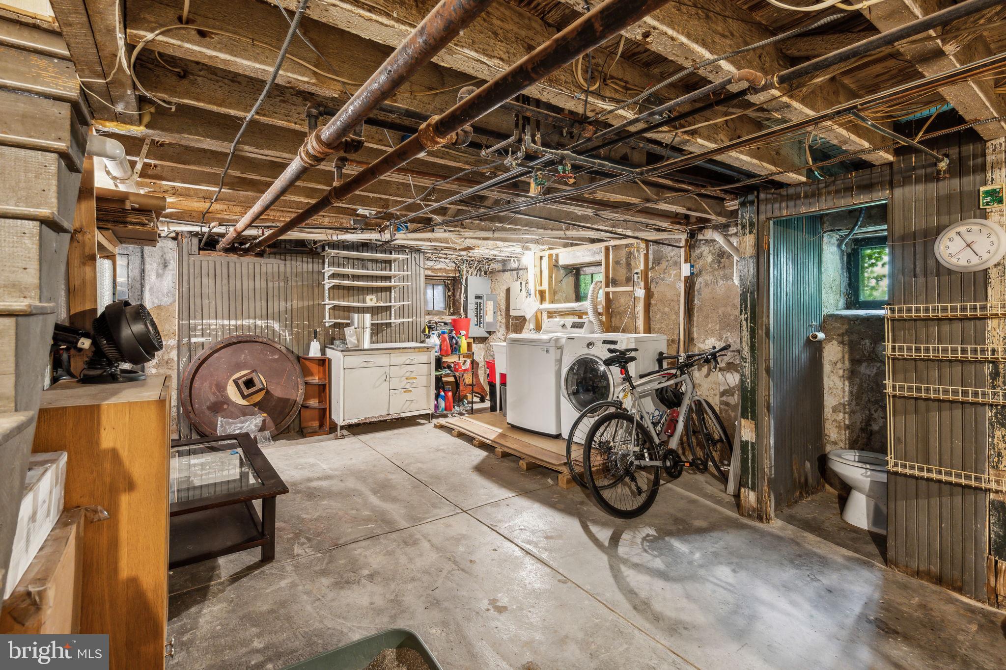 226 W Mount Airy Ave