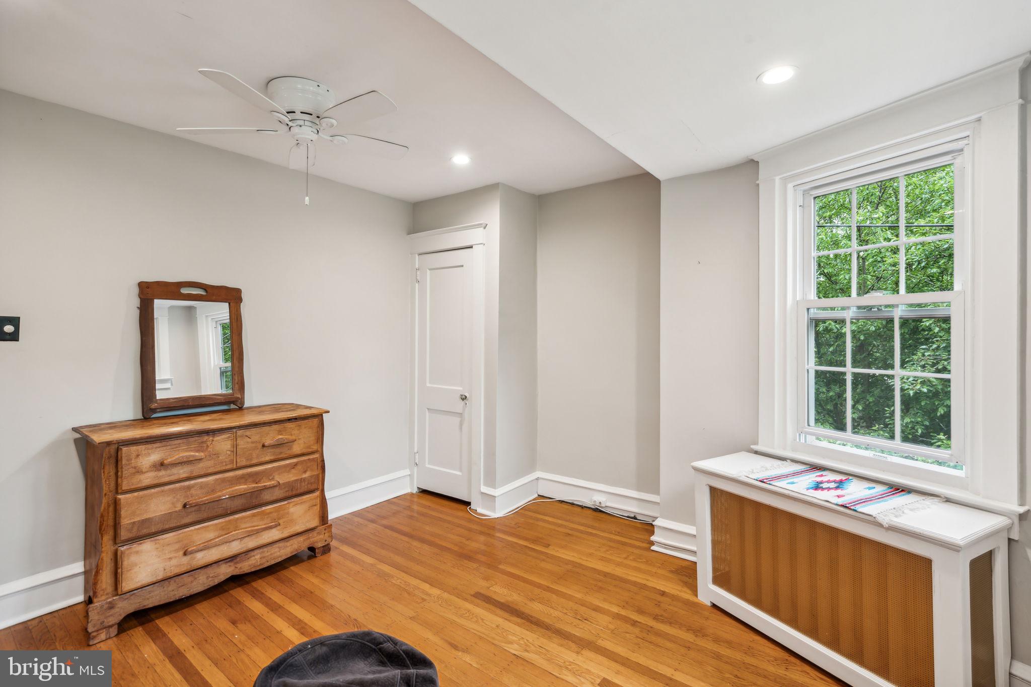 226 W Mount Airy Ave