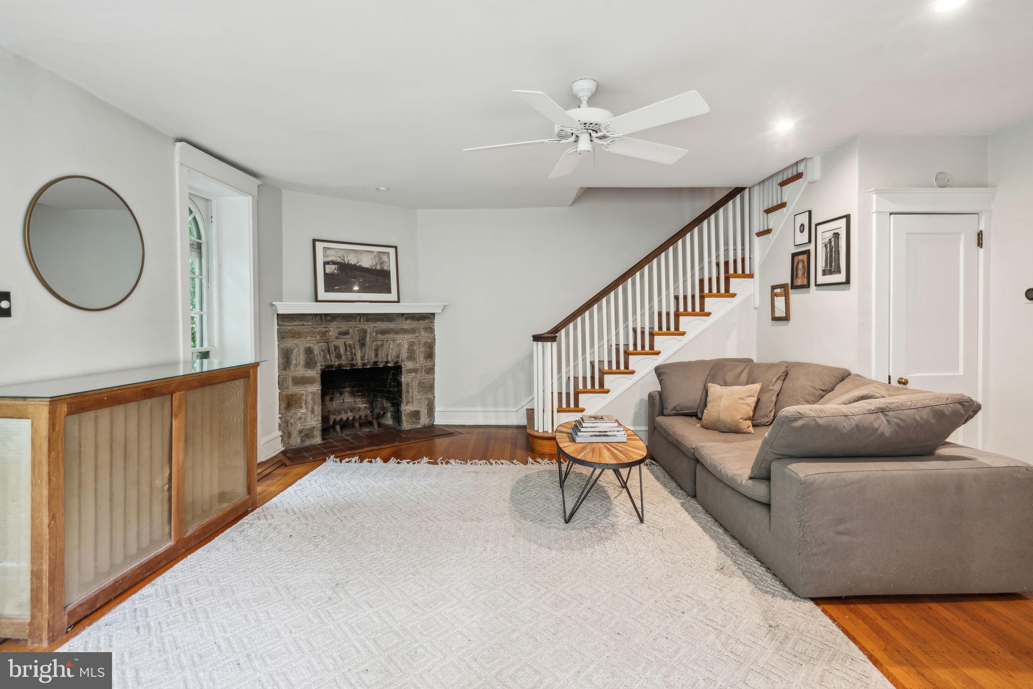 226 W Mount Airy Ave