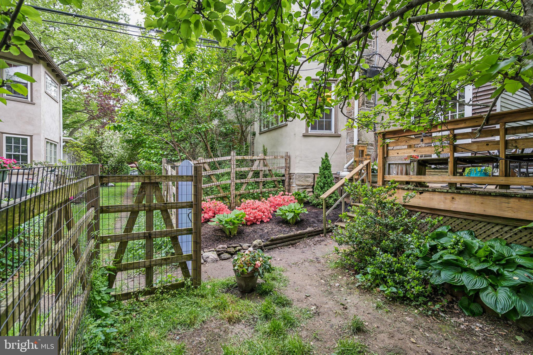 226 W Mount Airy Ave