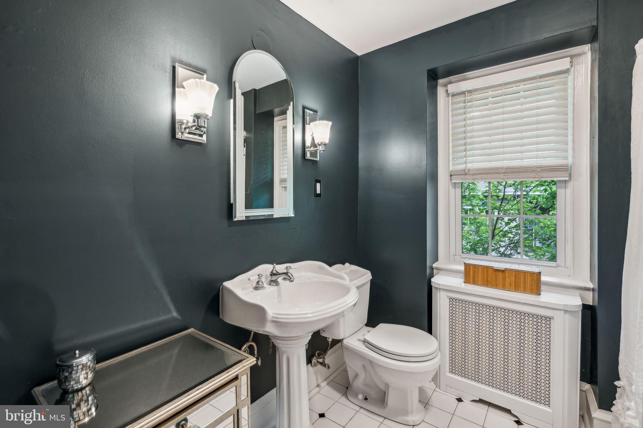 226 W Mount Airy Ave