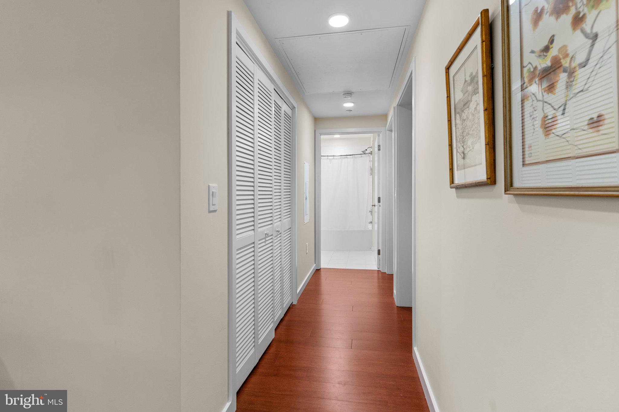 520-28 Carpenter Ln #2f