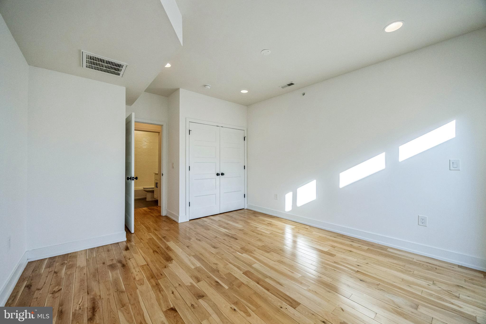 614 W MASTER STREET 2