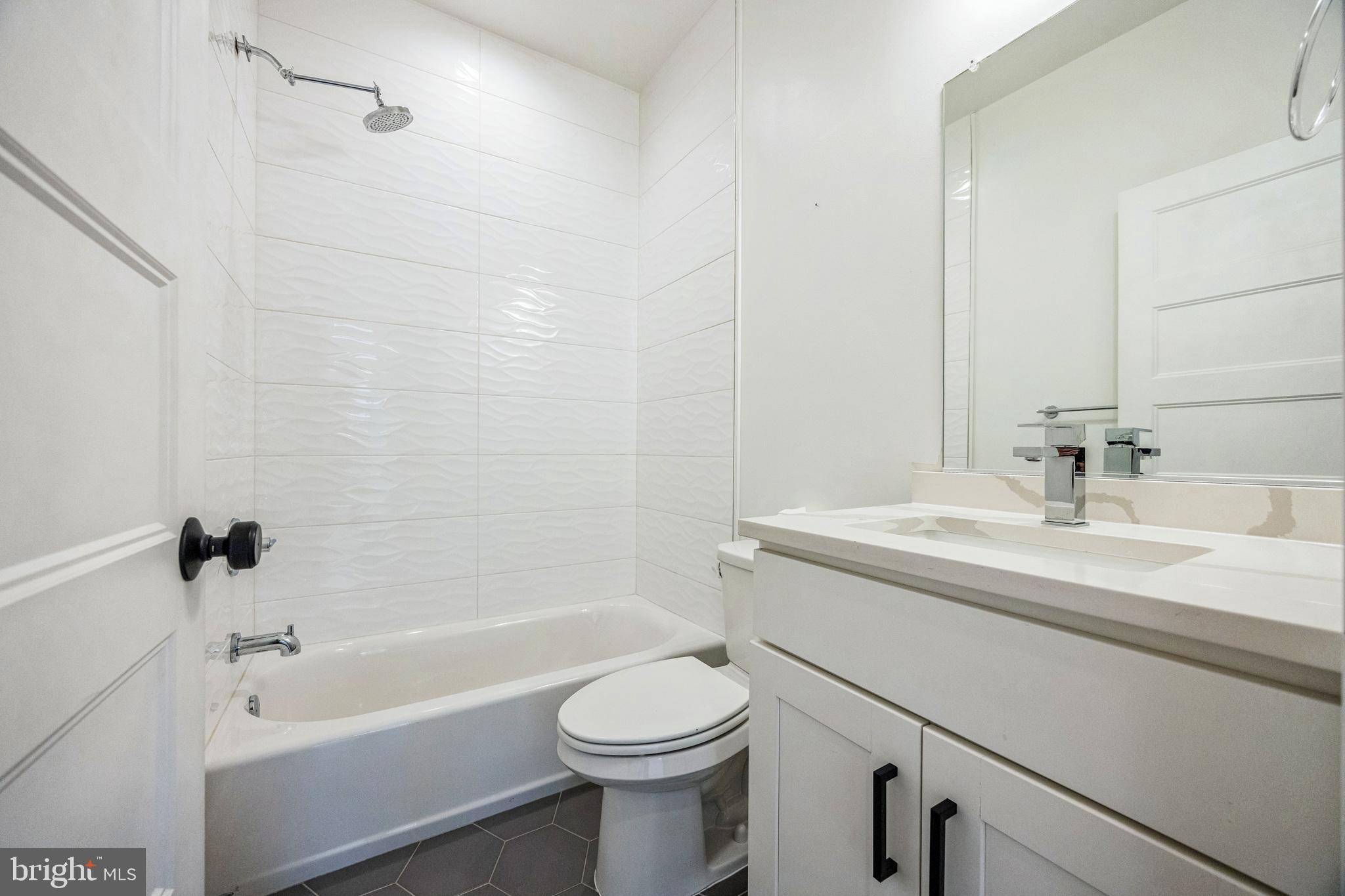 614 W MASTER STREET 2