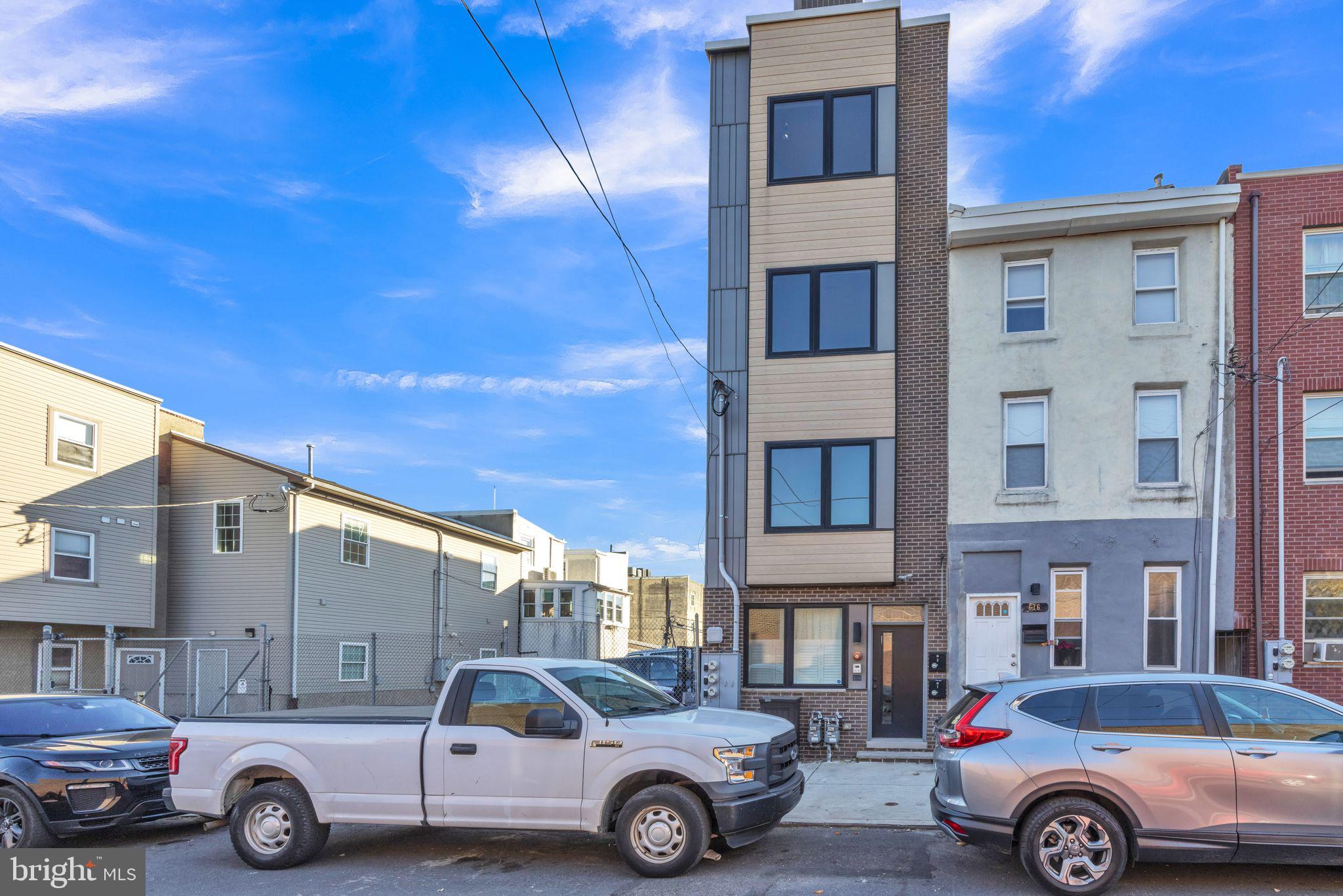 614 W MASTER STREET 2