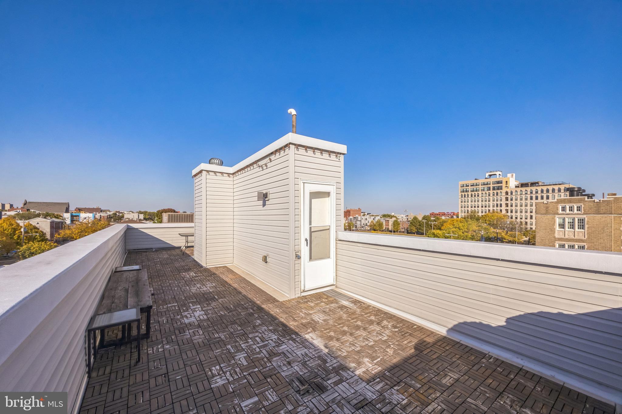 614 W MASTER STREET 2