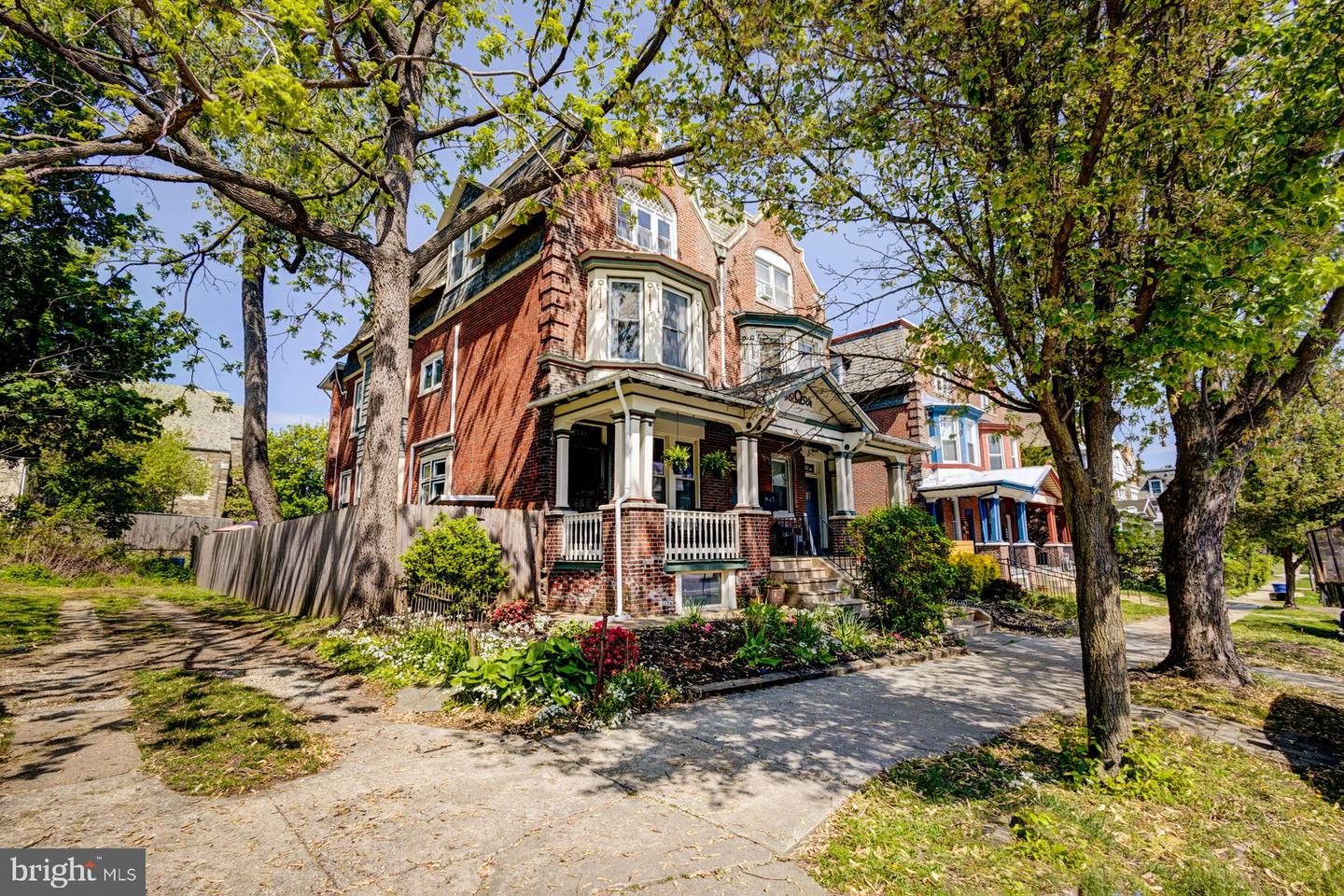 7141 Chew Ave