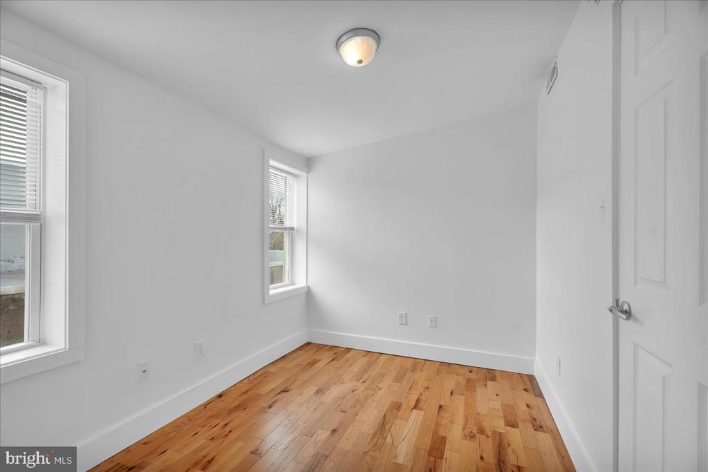 1014 N 4TH STREET