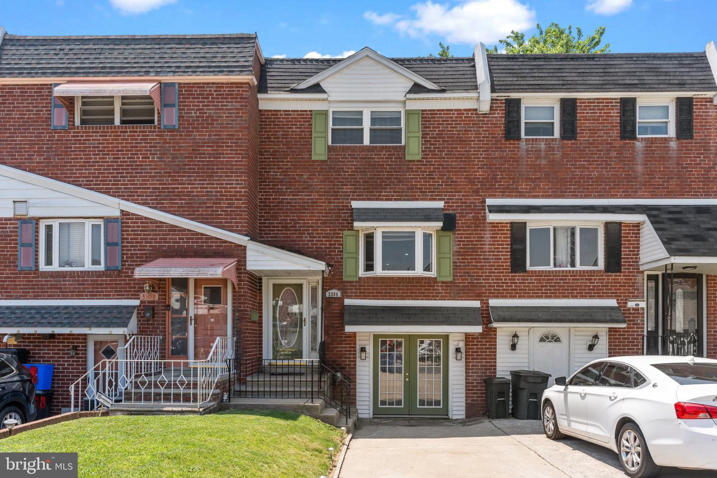 3306 Fairdale Rd