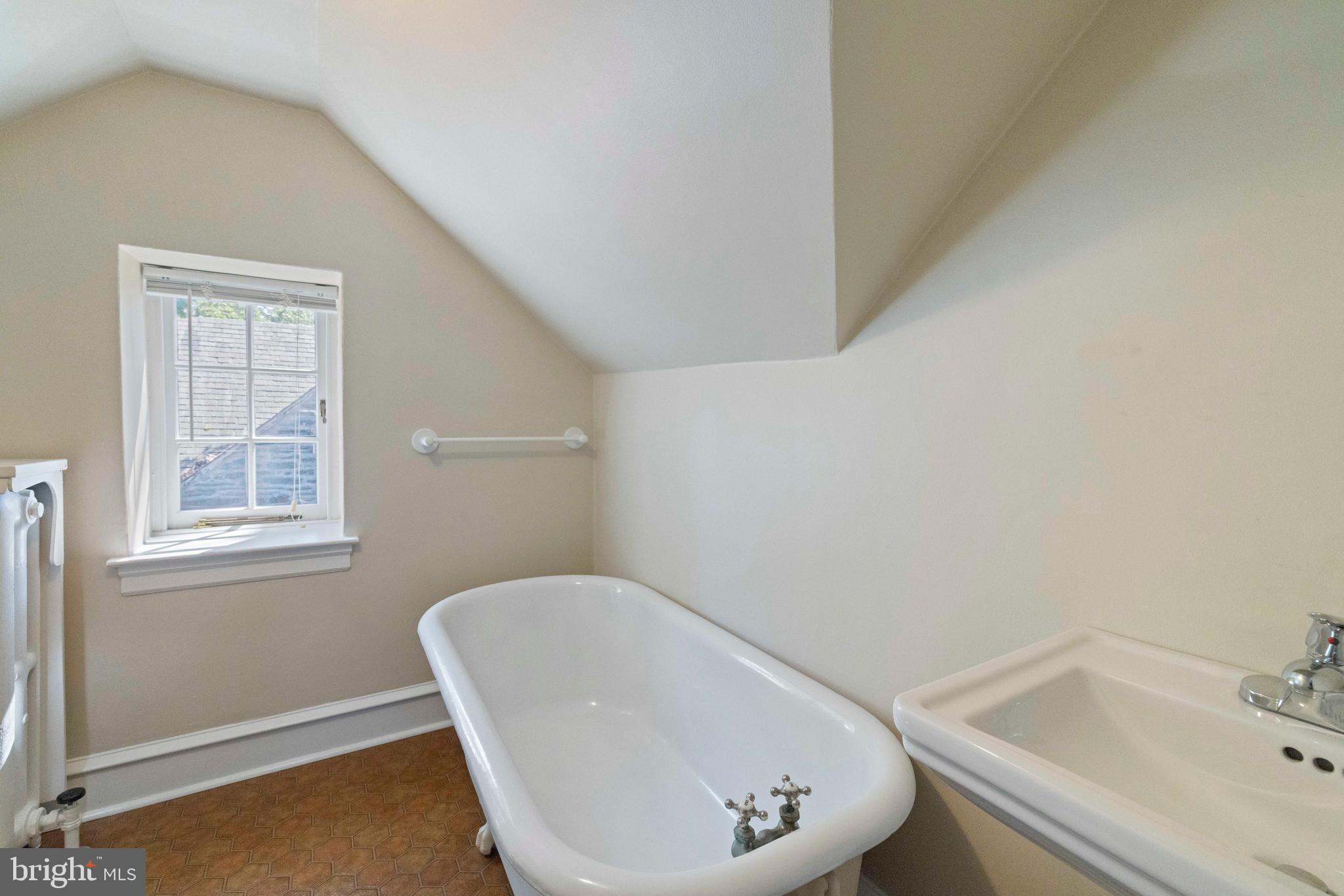 7206 MCCALLUM STREET