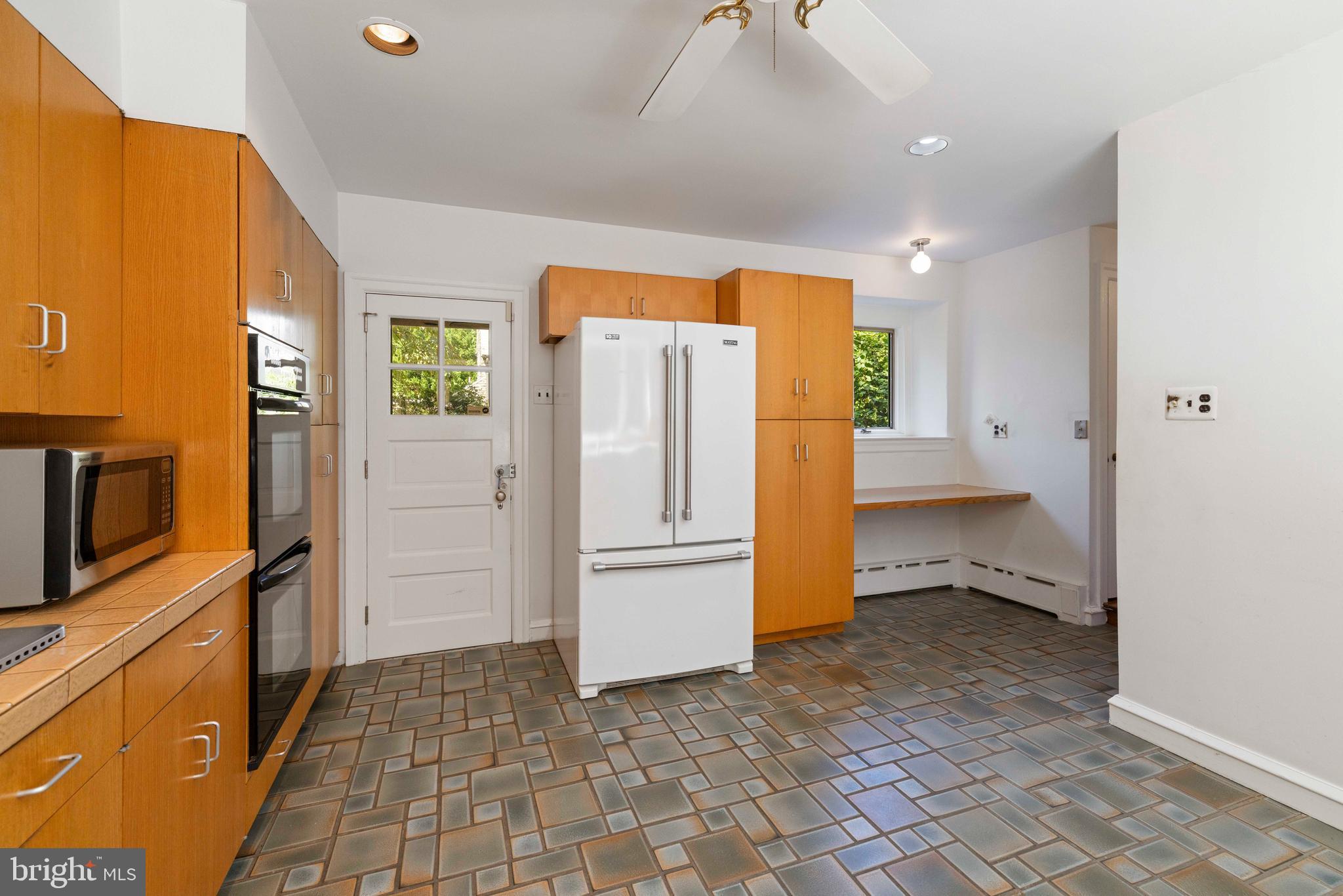 7206 MCCALLUM STREET