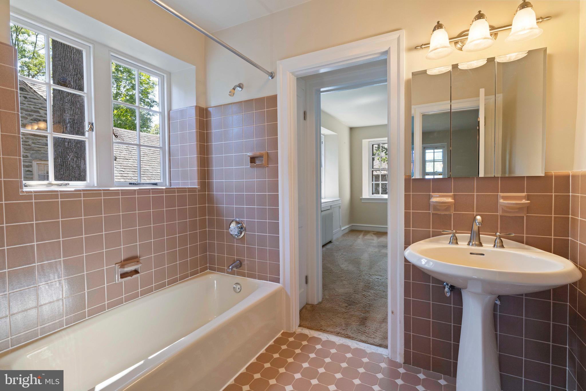 7206 MCCALLUM STREET