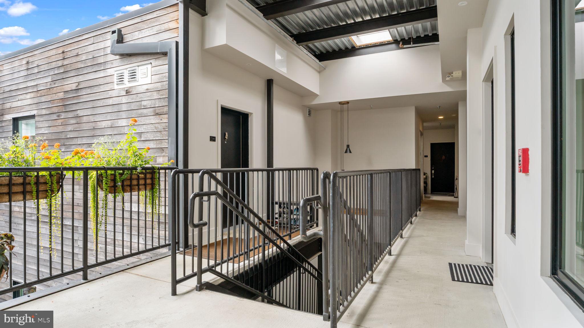 520 CARPENTER LANE 28 3B