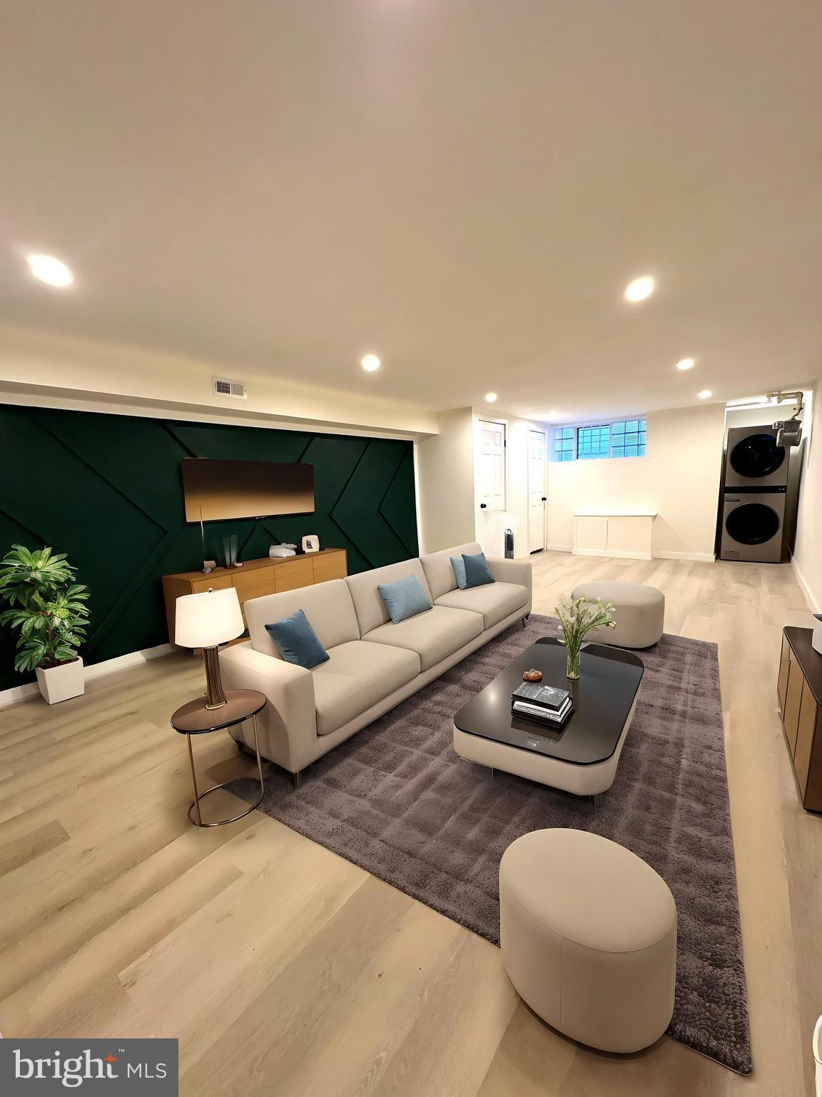 8016 MICHENER AVENUE