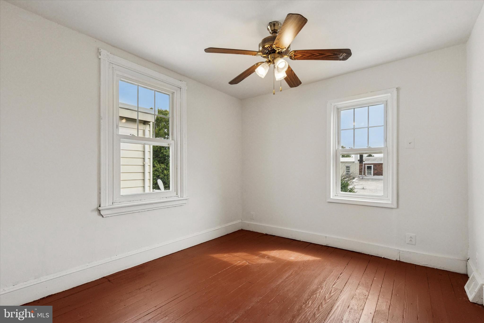 4513 E STILES STREET