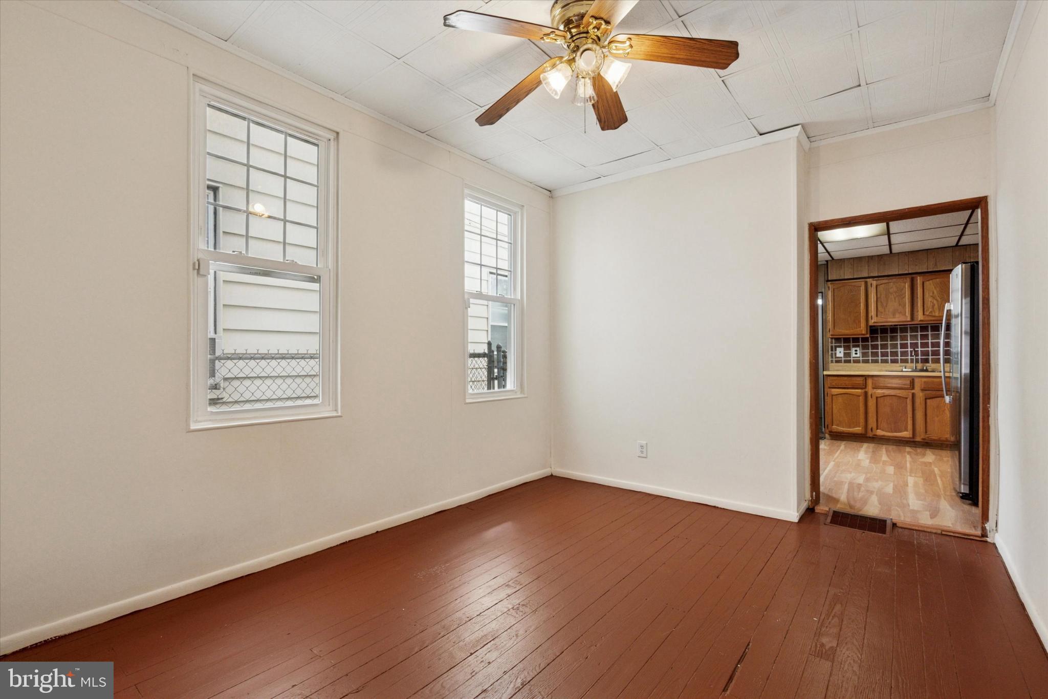 4513 E STILES STREET