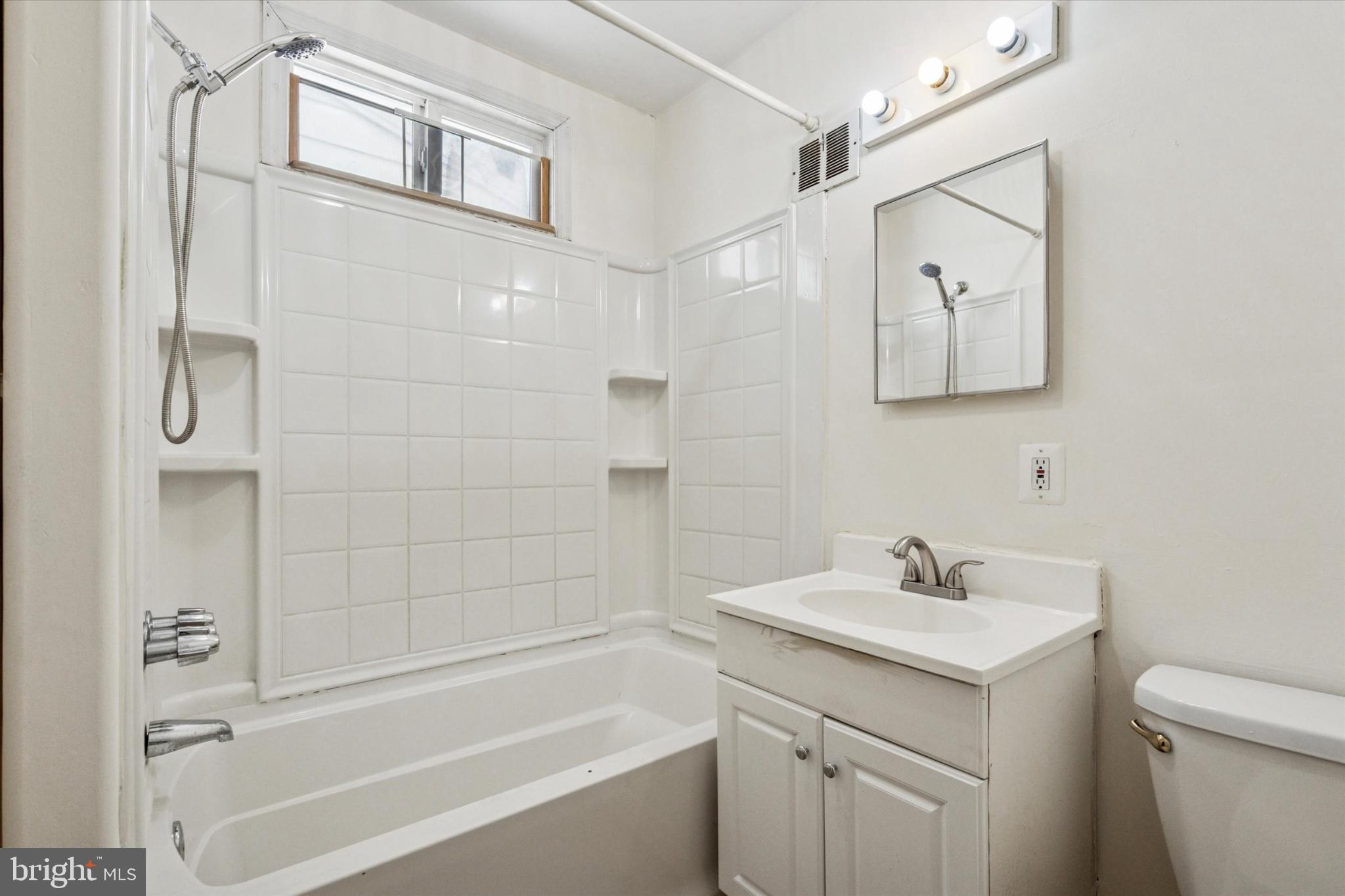 4513 E STILES STREET