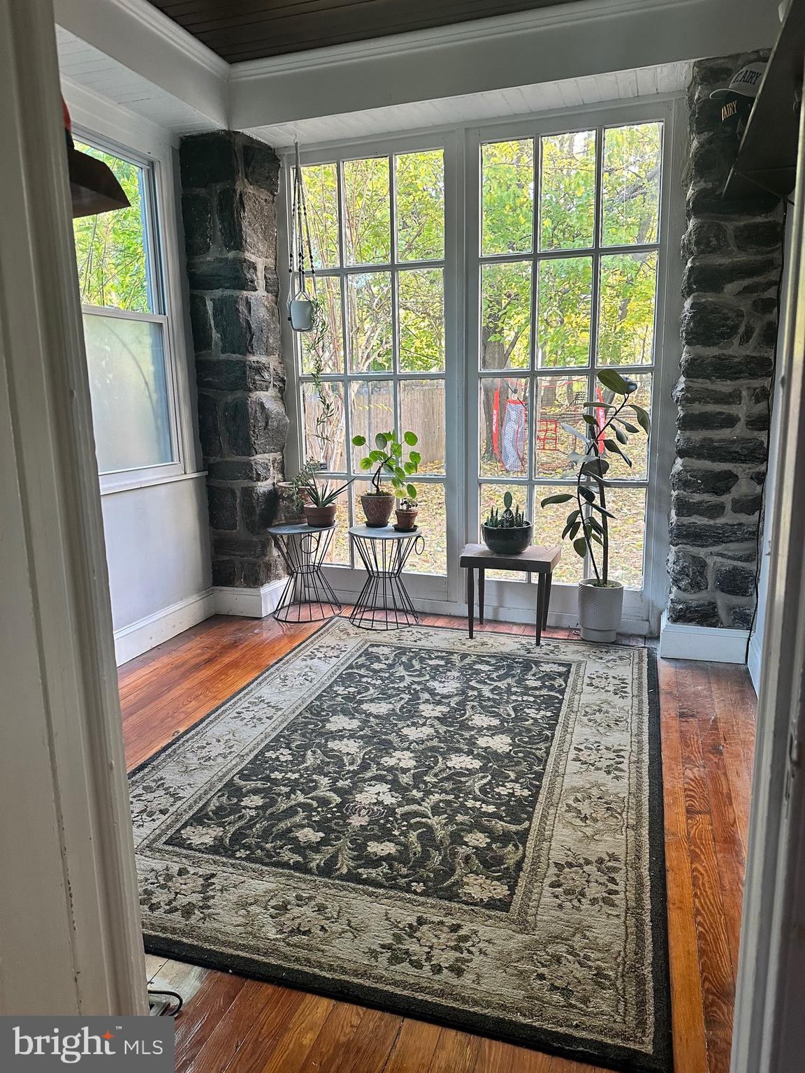 111 E GORGAS LANE 1