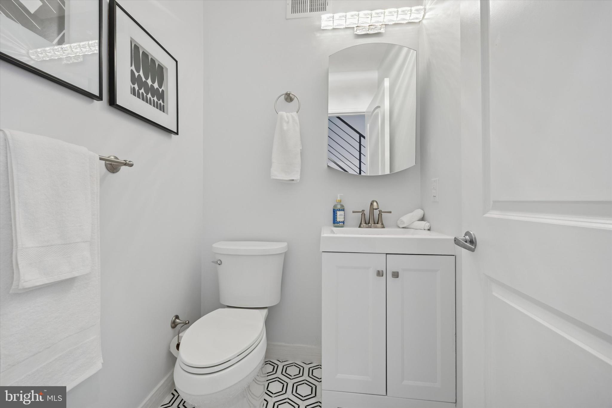 2220 E HAROLD STREET