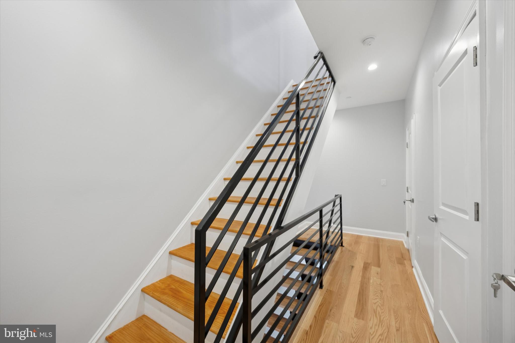 2220 E HAROLD STREET