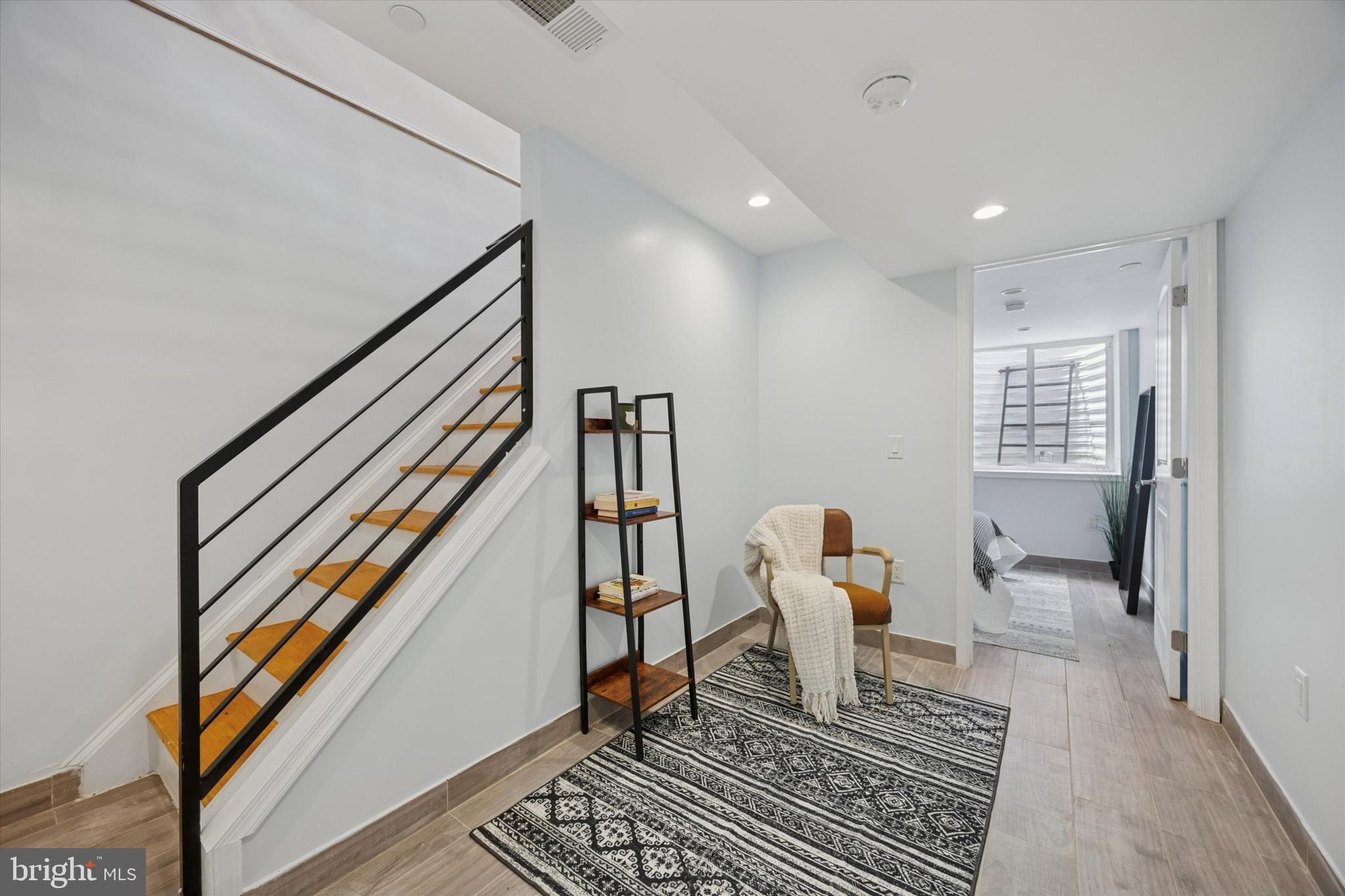 2220 E HAROLD STREET