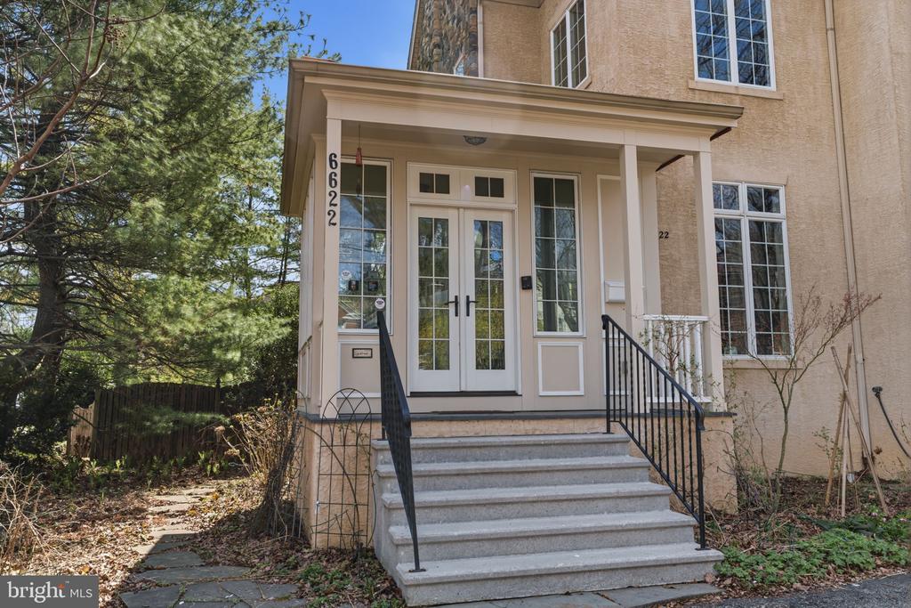 6622 LINCOLN DRIVE