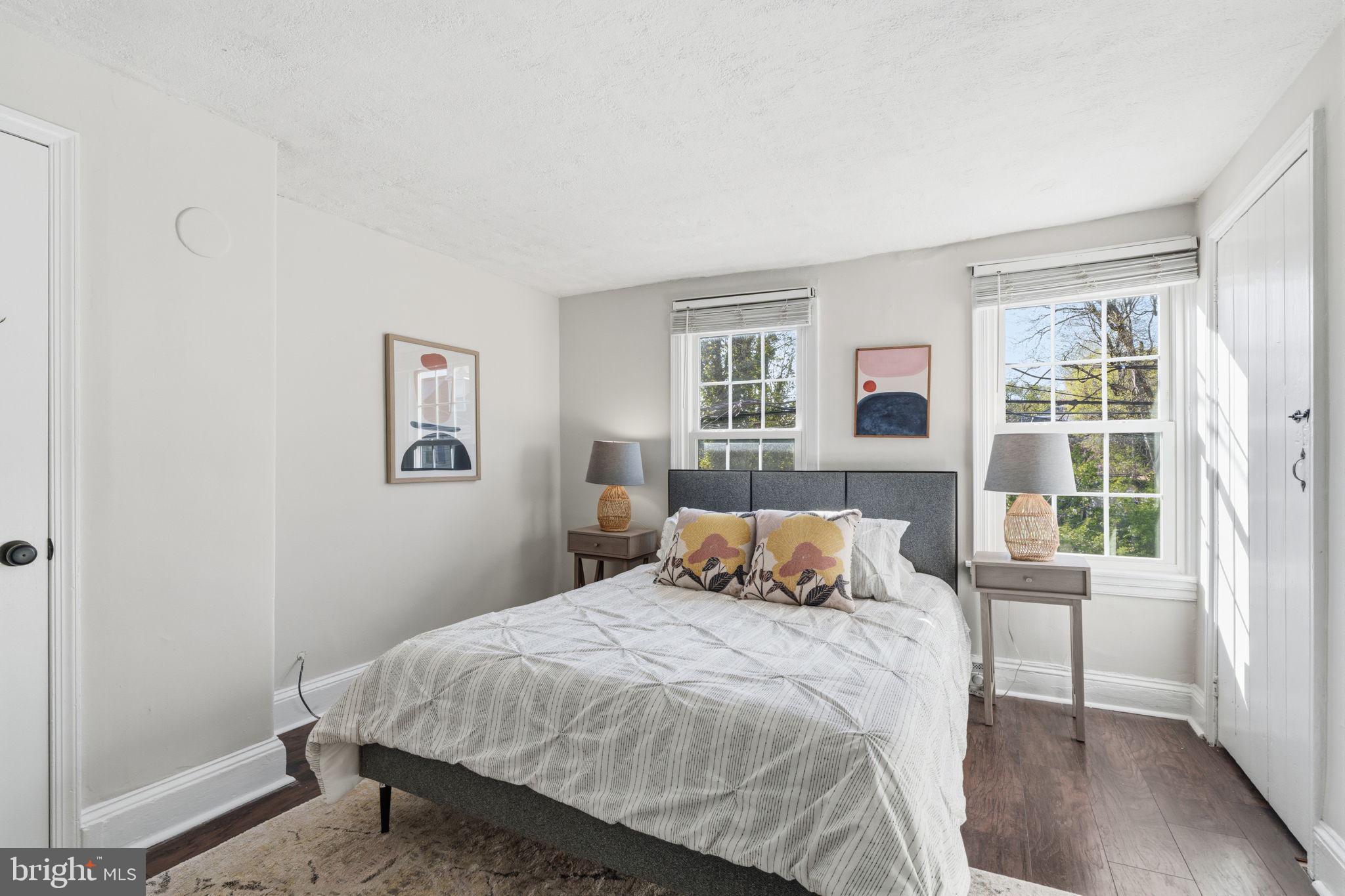 150 W PRICE STREET
