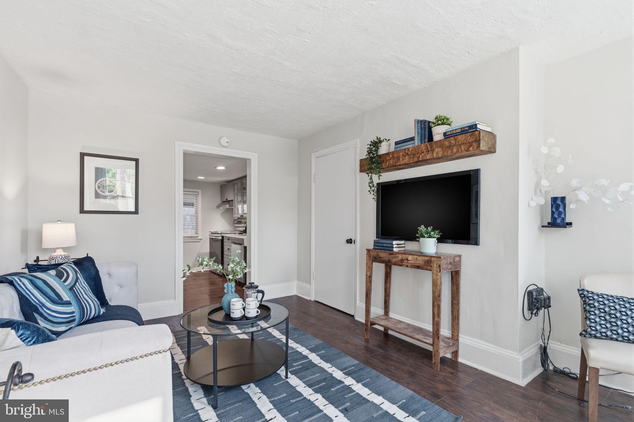 150 W PRICE STREET