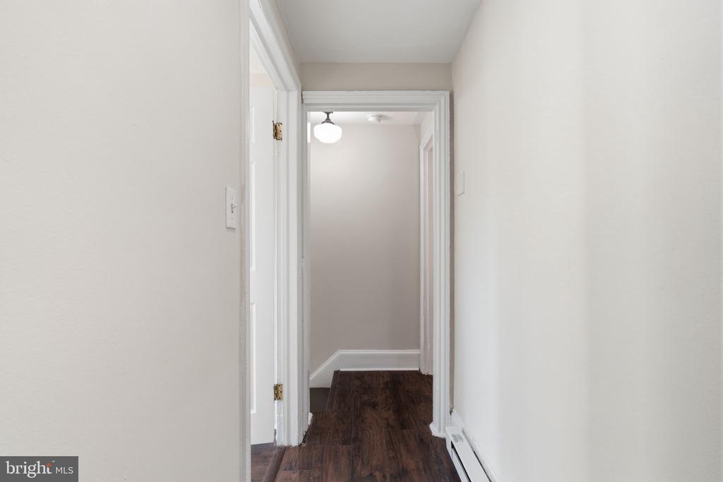 150 W PRICE STREET