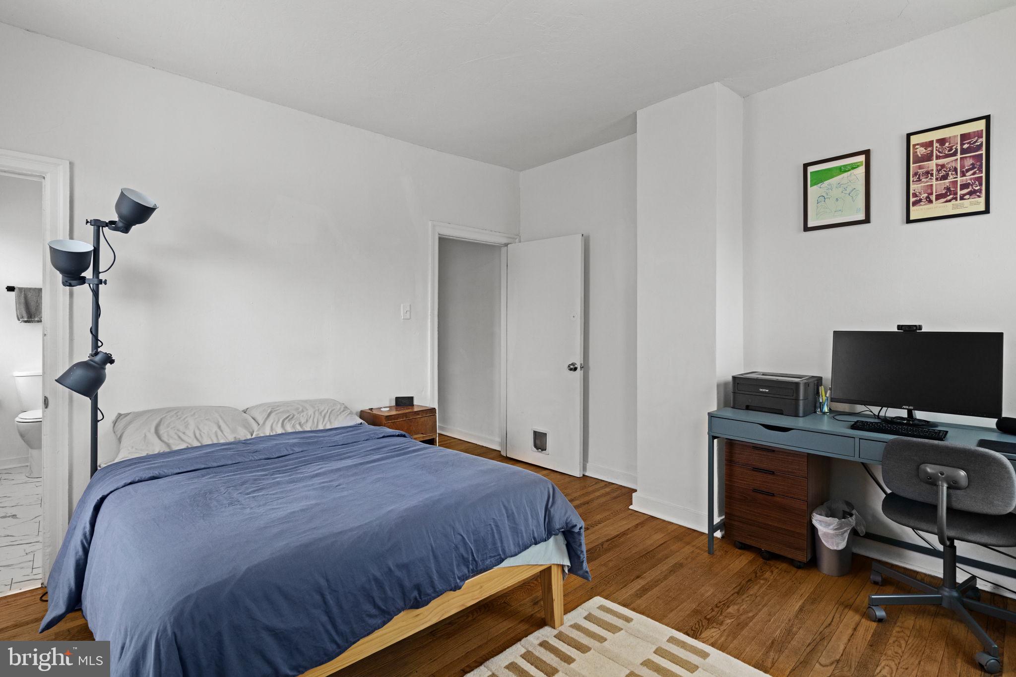1463 N 30TH STREET