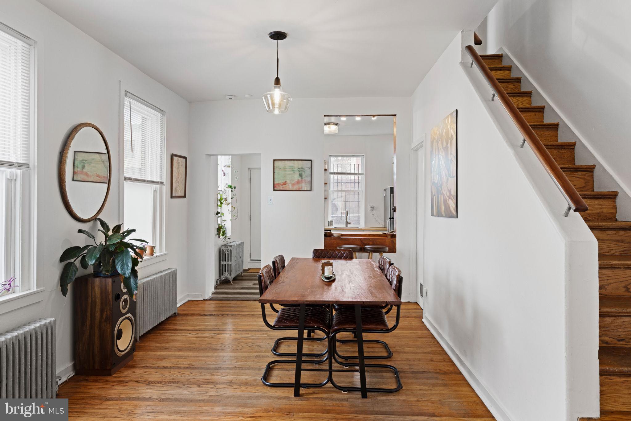 1463 N 30TH STREET