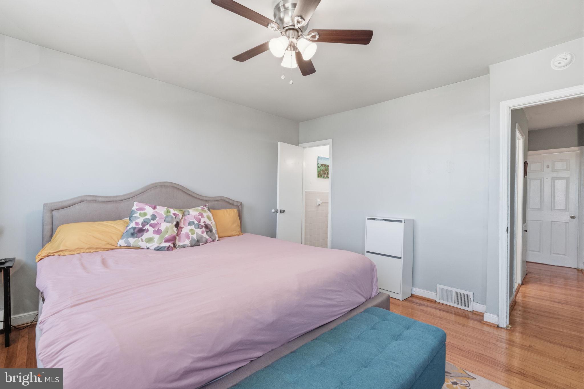 161 E FARISTON DRIVE