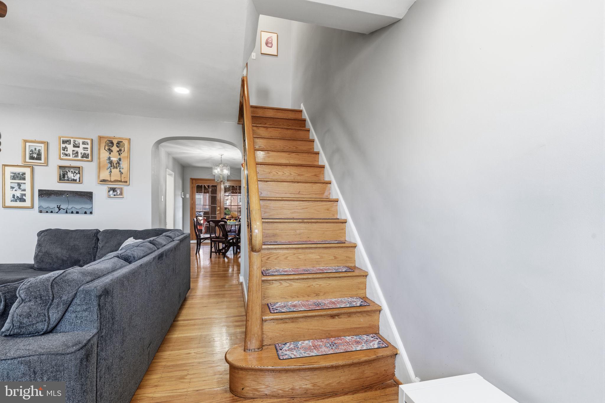 161 E FARISTON DRIVE