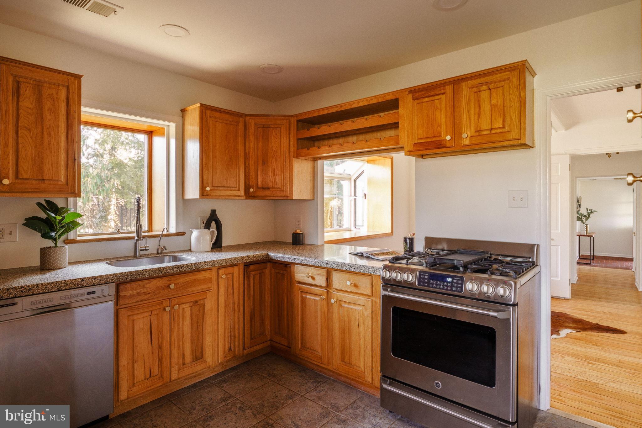 3010 FOXX LANE