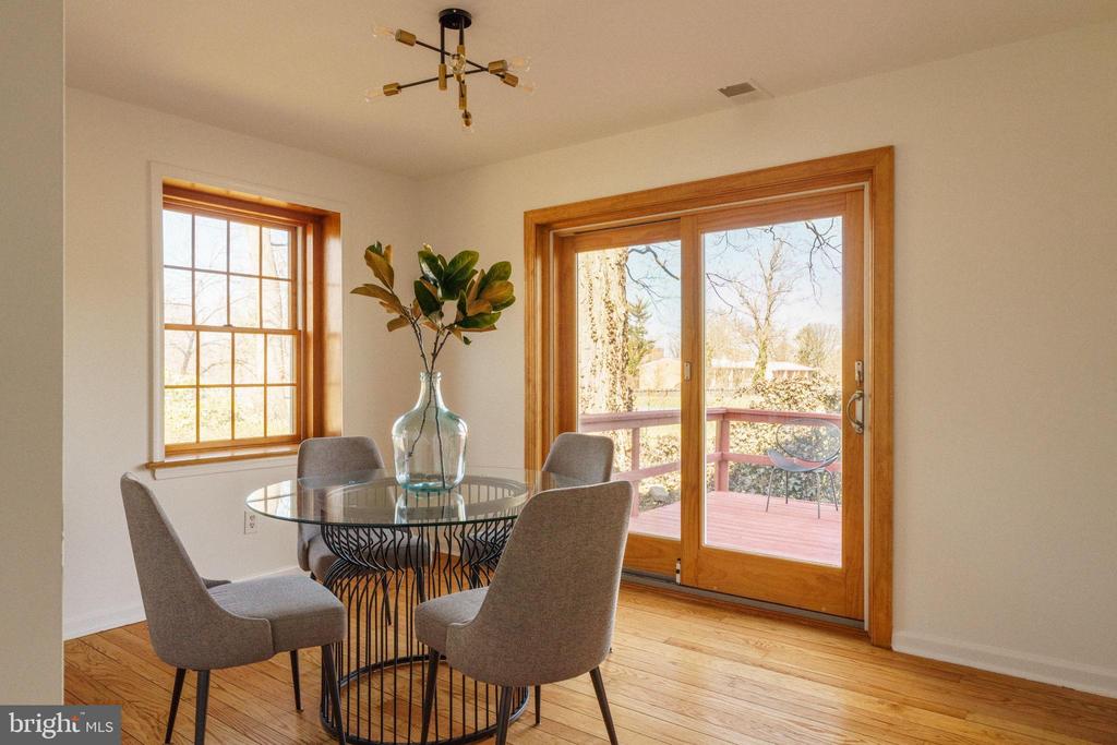3010 FOXX LANE