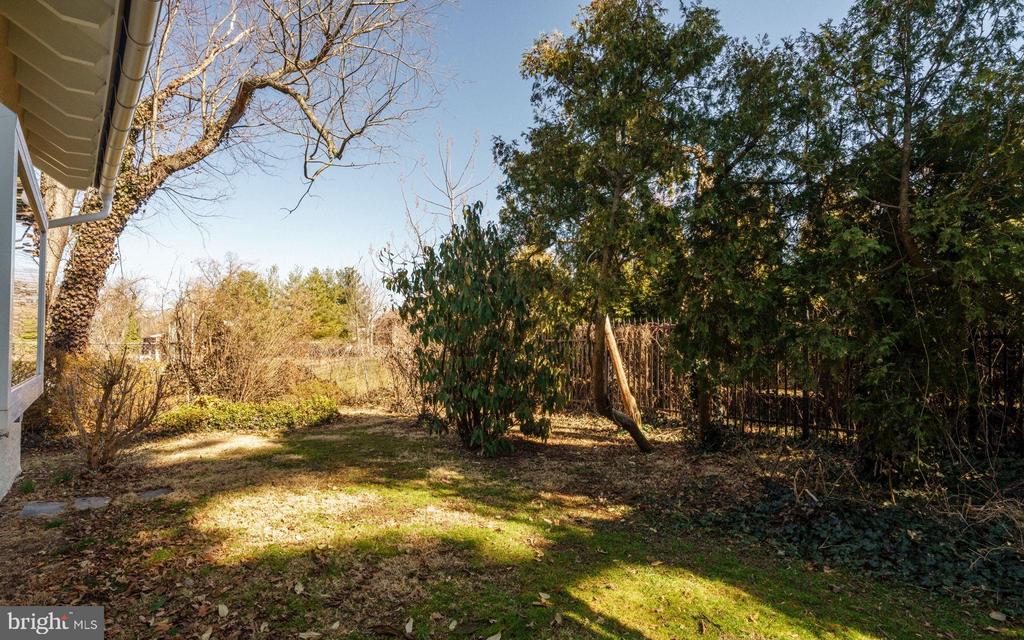 3010 FOXX LANE