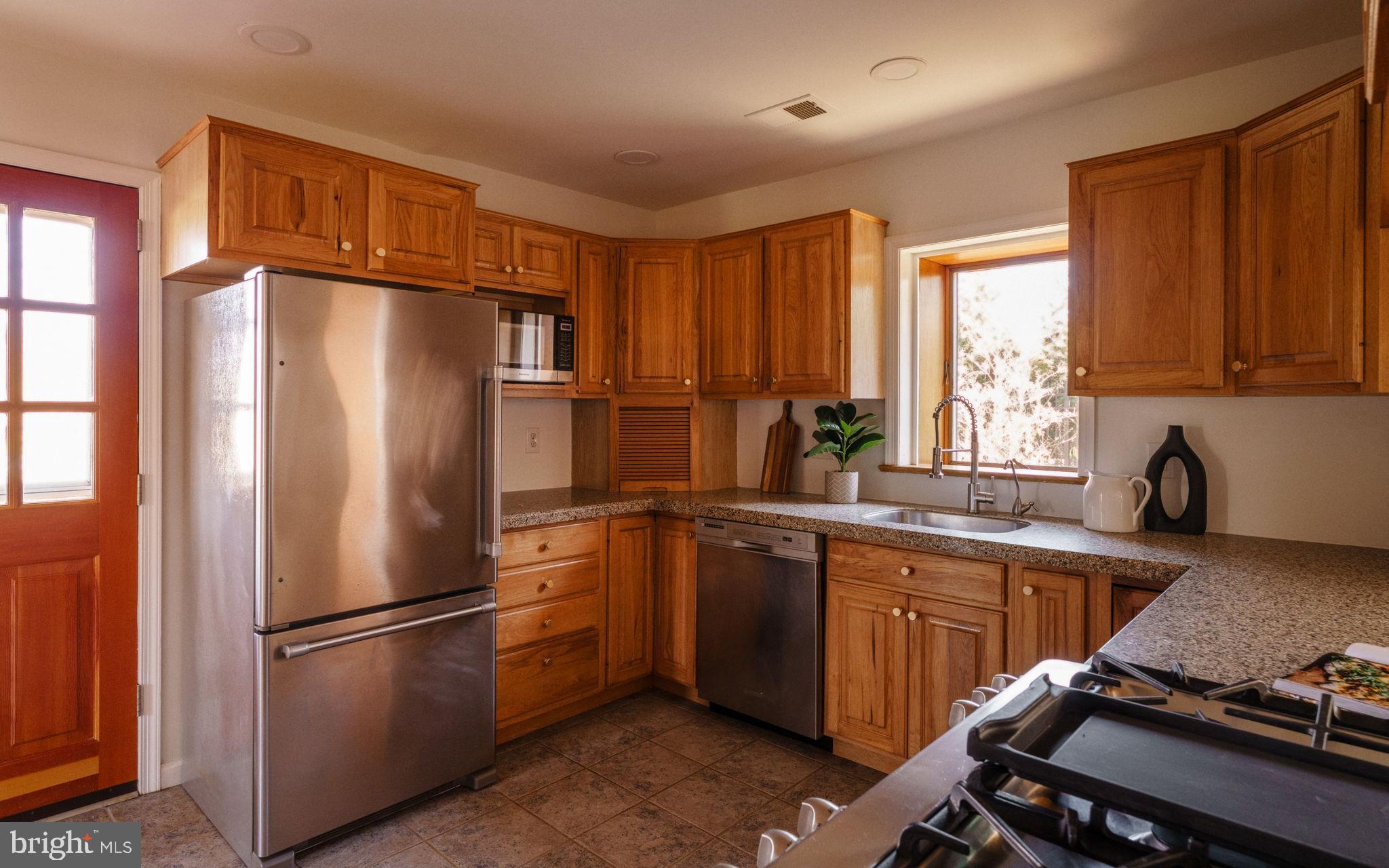 3010 FOXX LANE