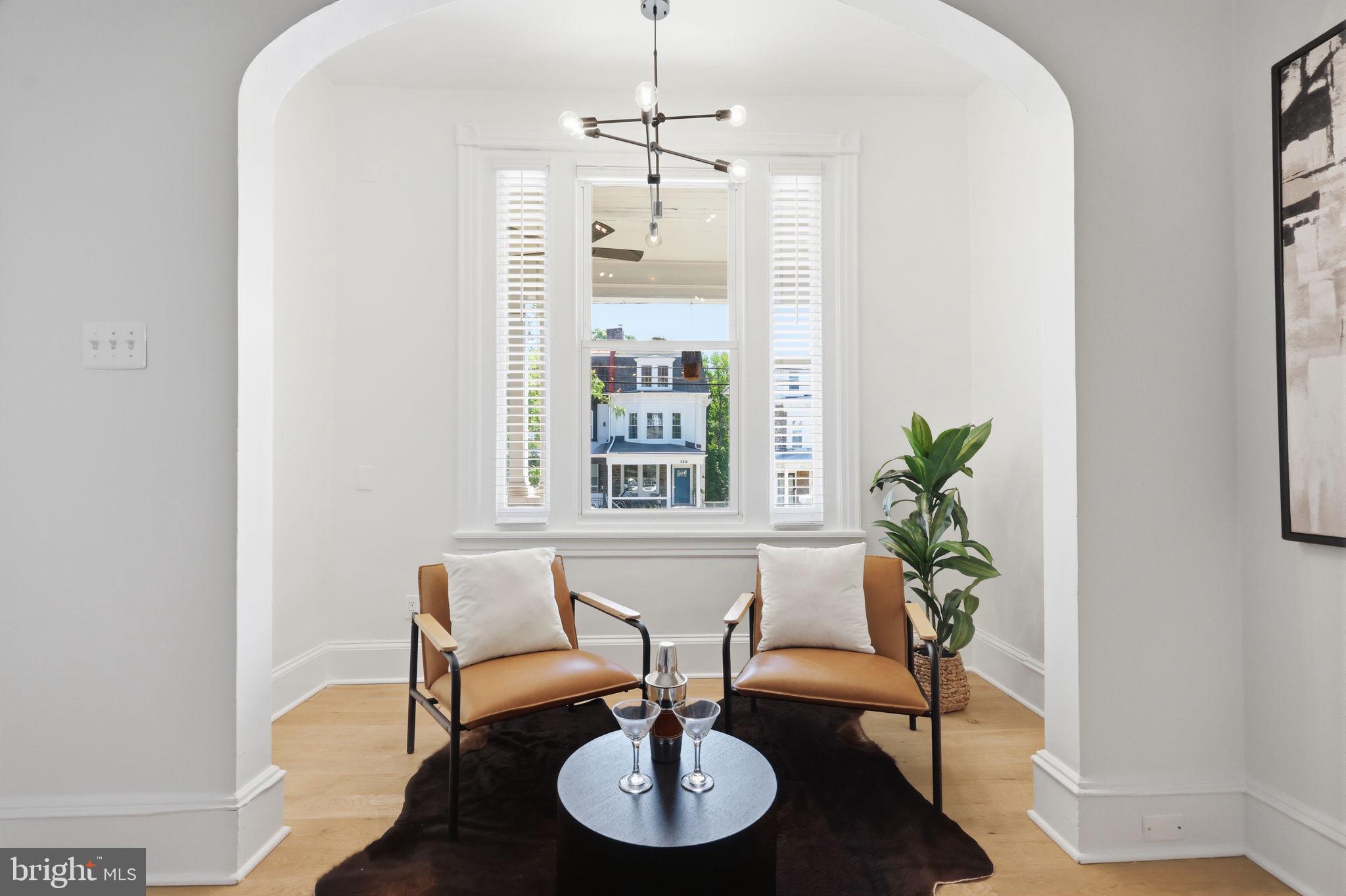 355 W DUVAL STREET
