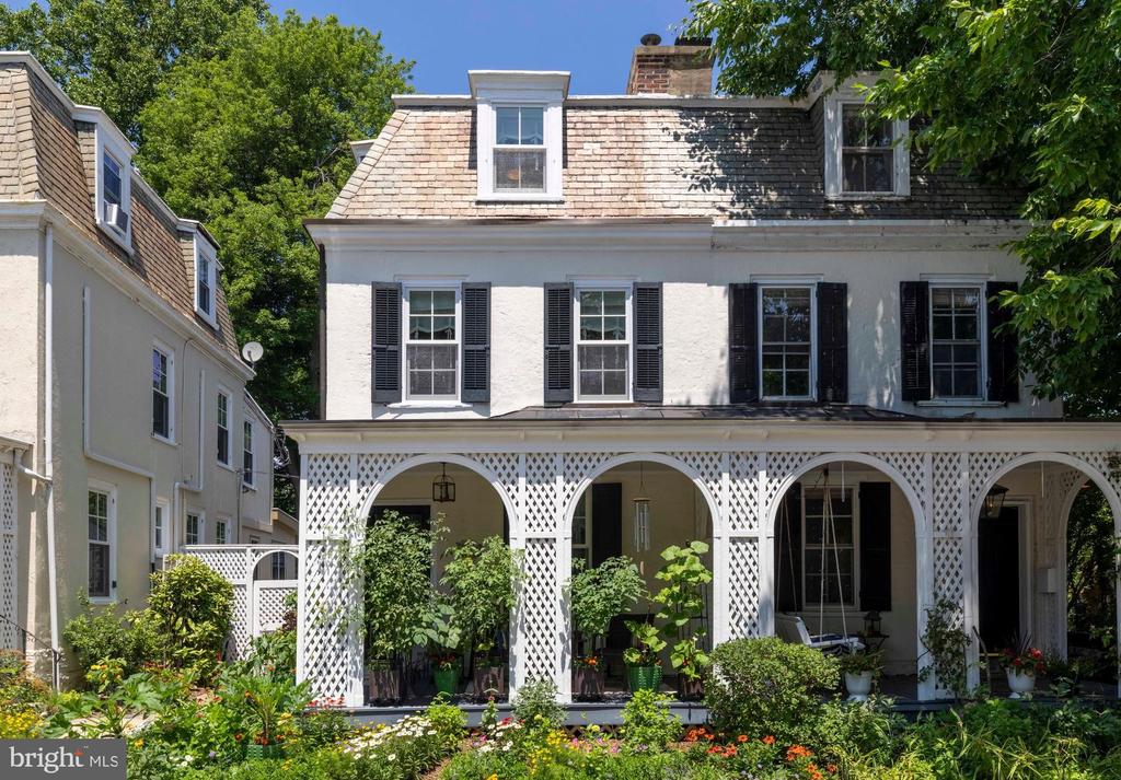 8615 EVERGREEN PLACE