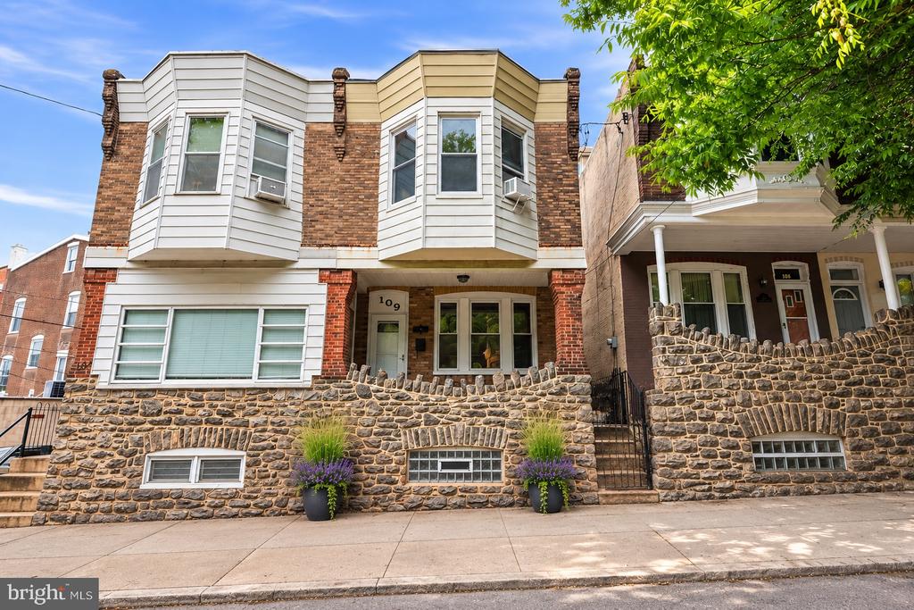 109 OSBORN STREET