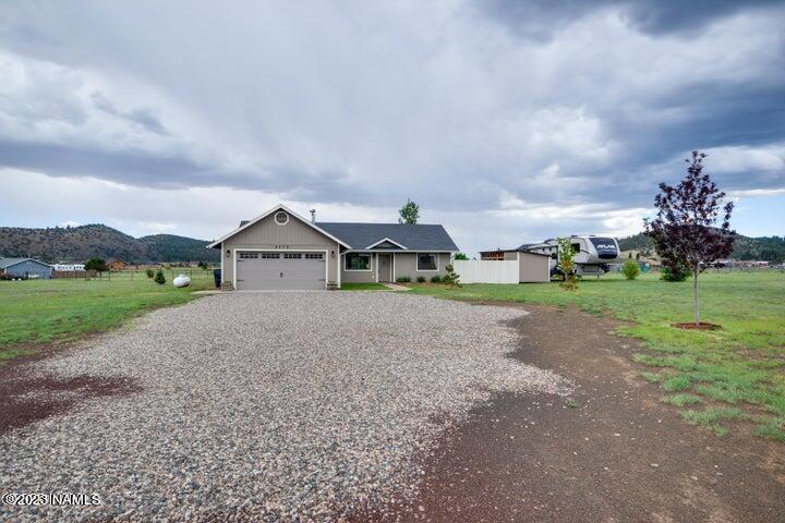 8570 Yakima Road