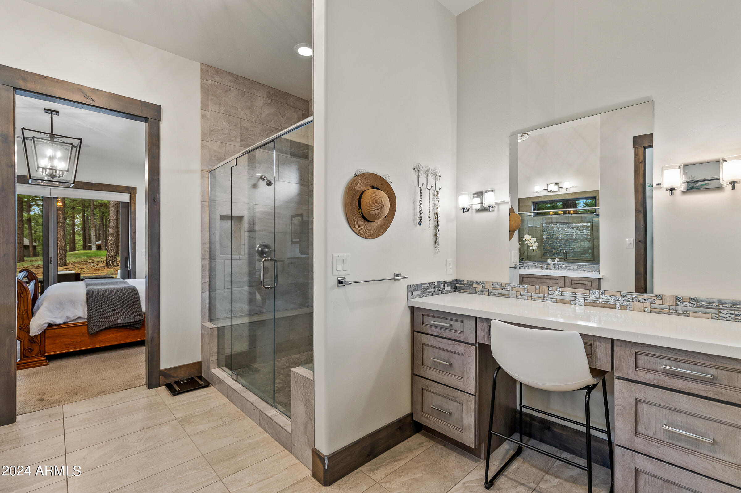 3770 S BRIDLE Path
