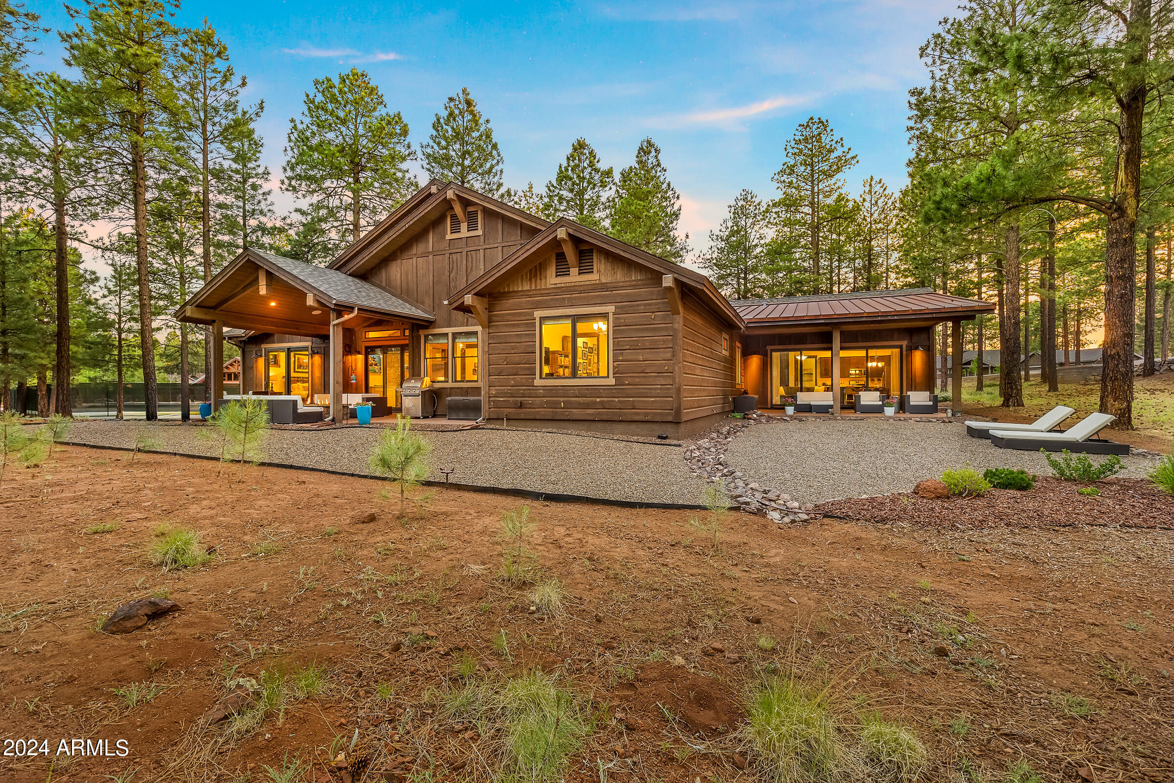 3770 S BRIDLE Path