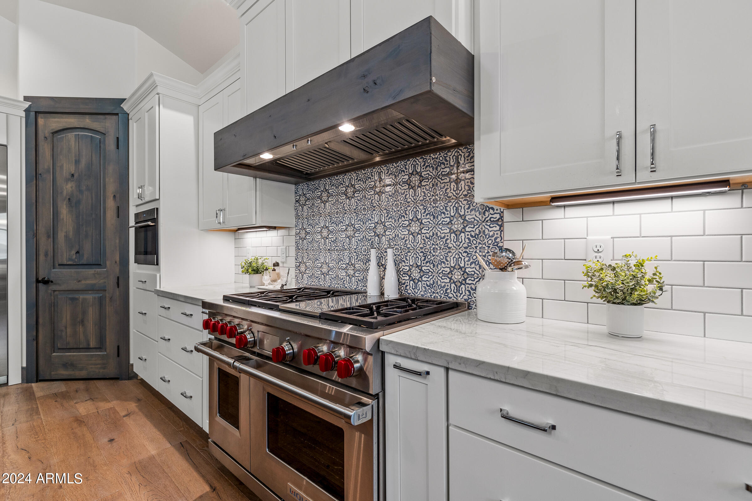 3770 S BRIDLE Path