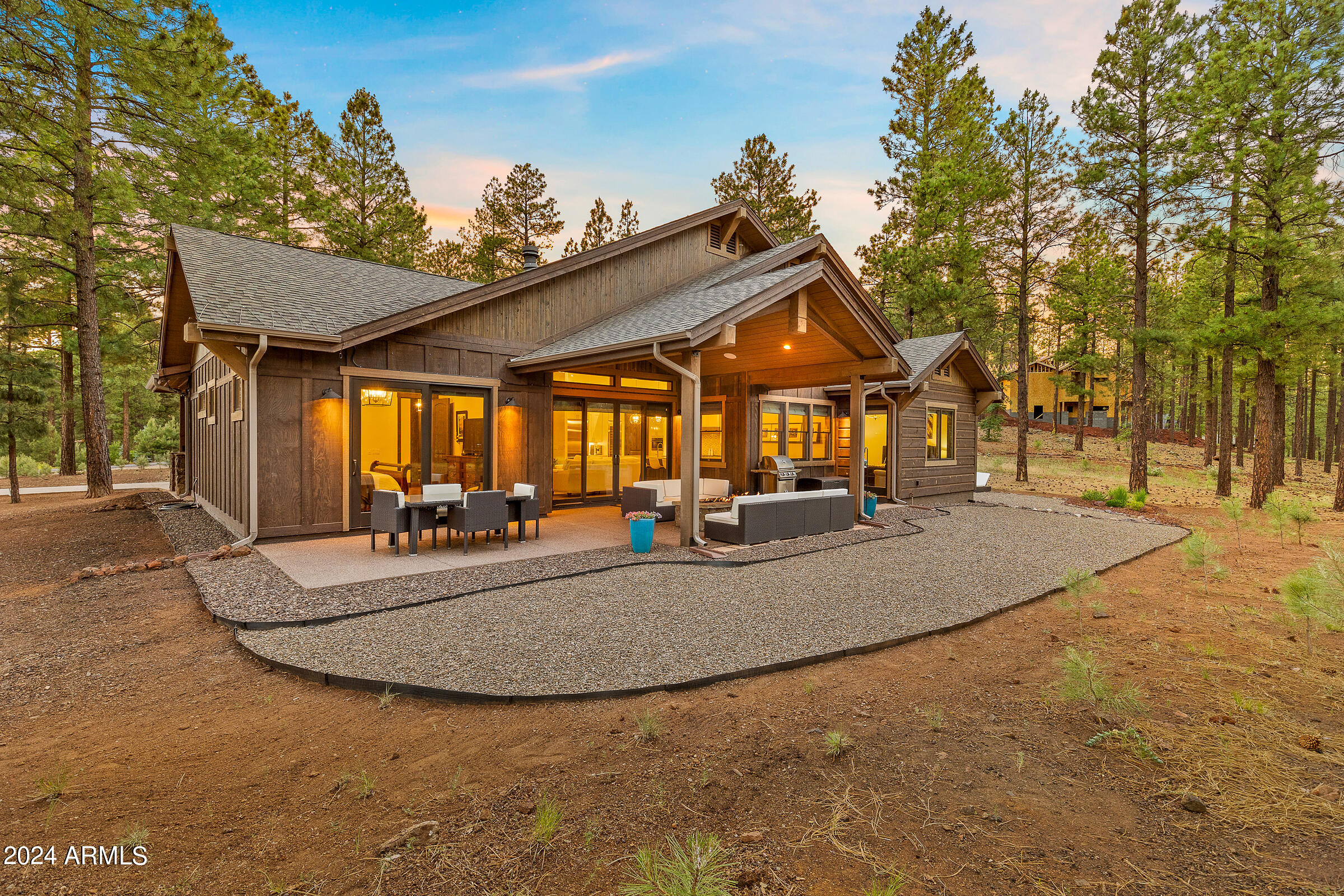 3770 S BRIDLE Path