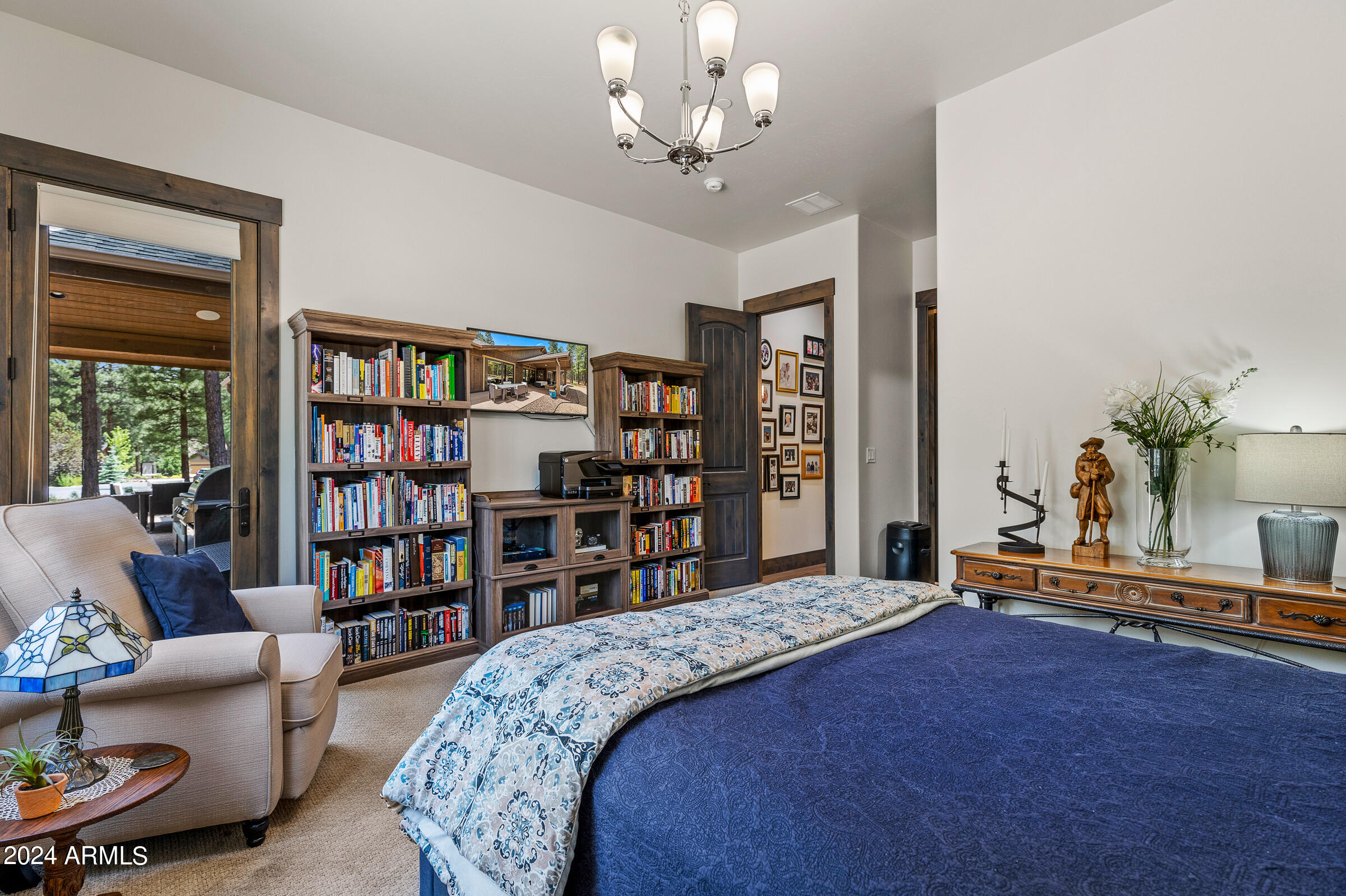 3770 S BRIDLE Path