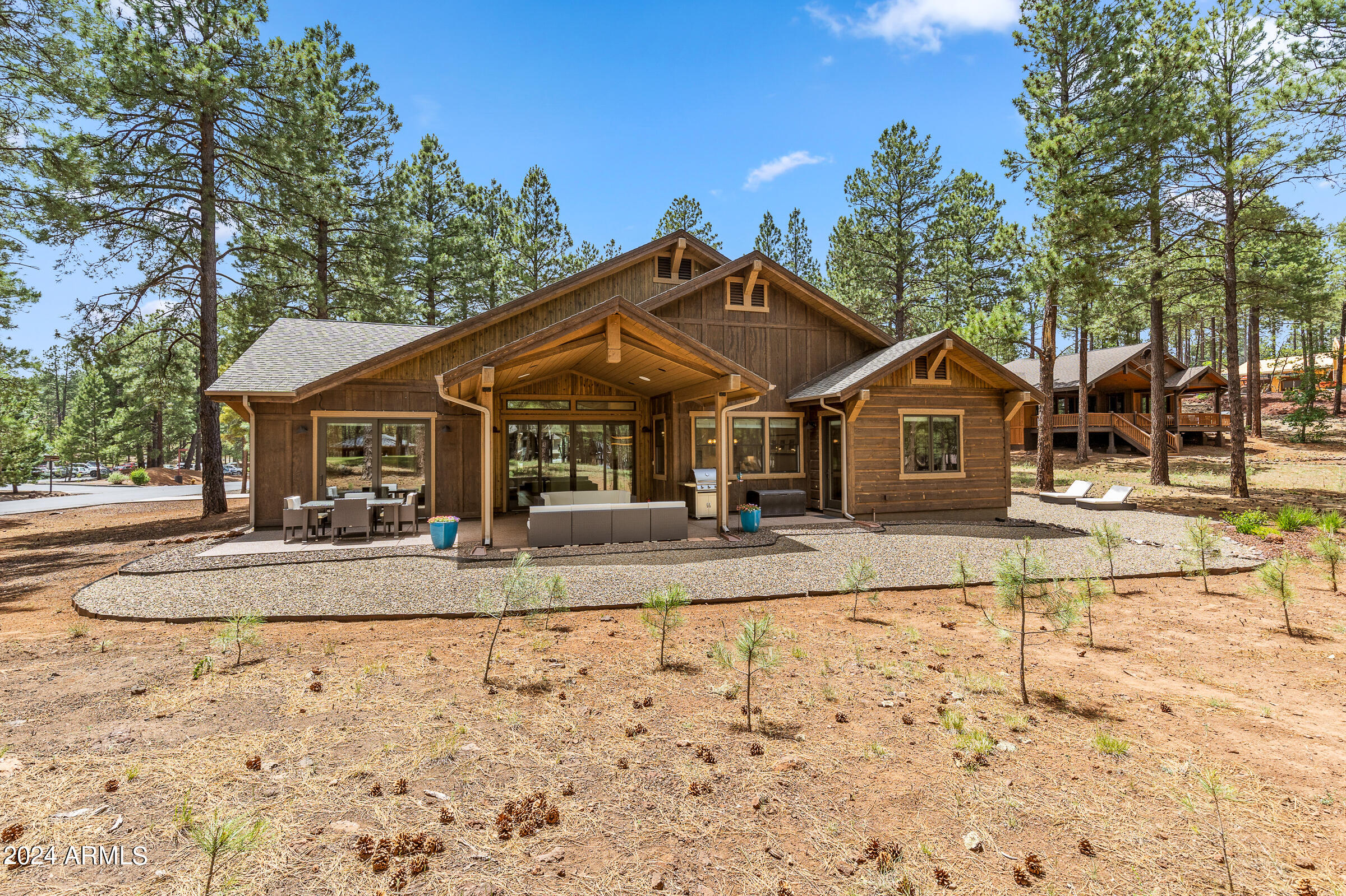 3770 S BRIDLE Path