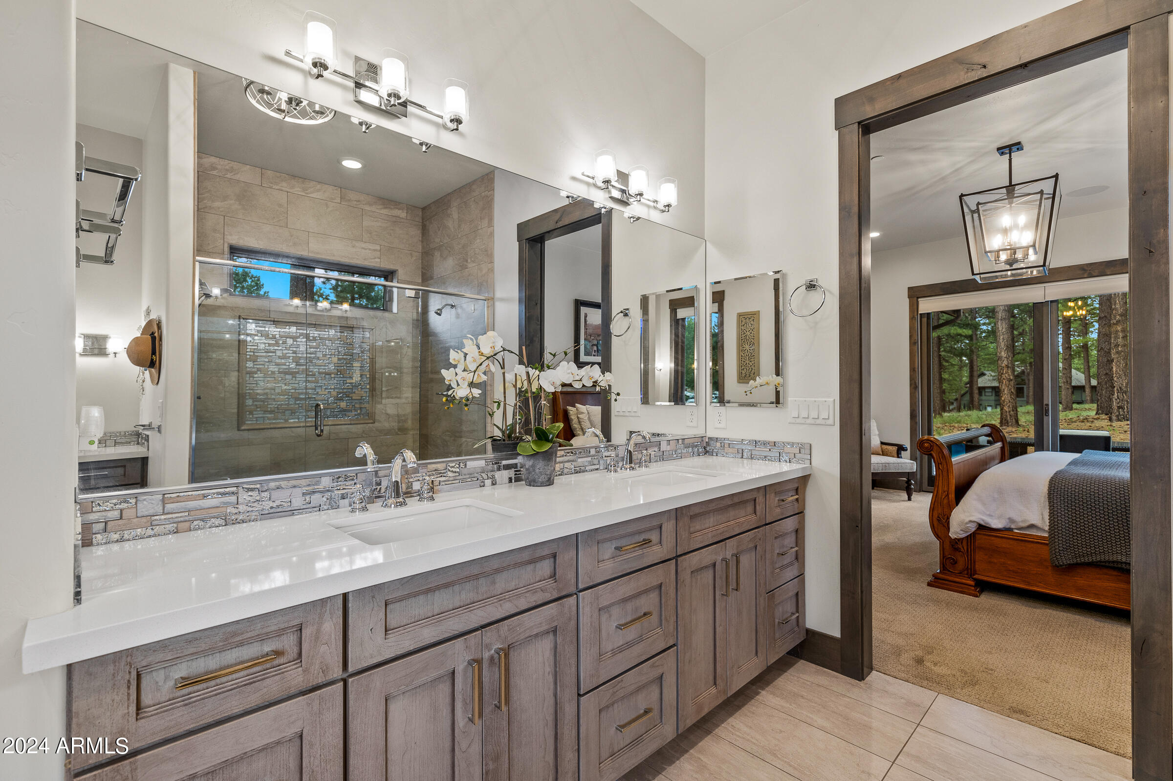 3770 S BRIDLE Path