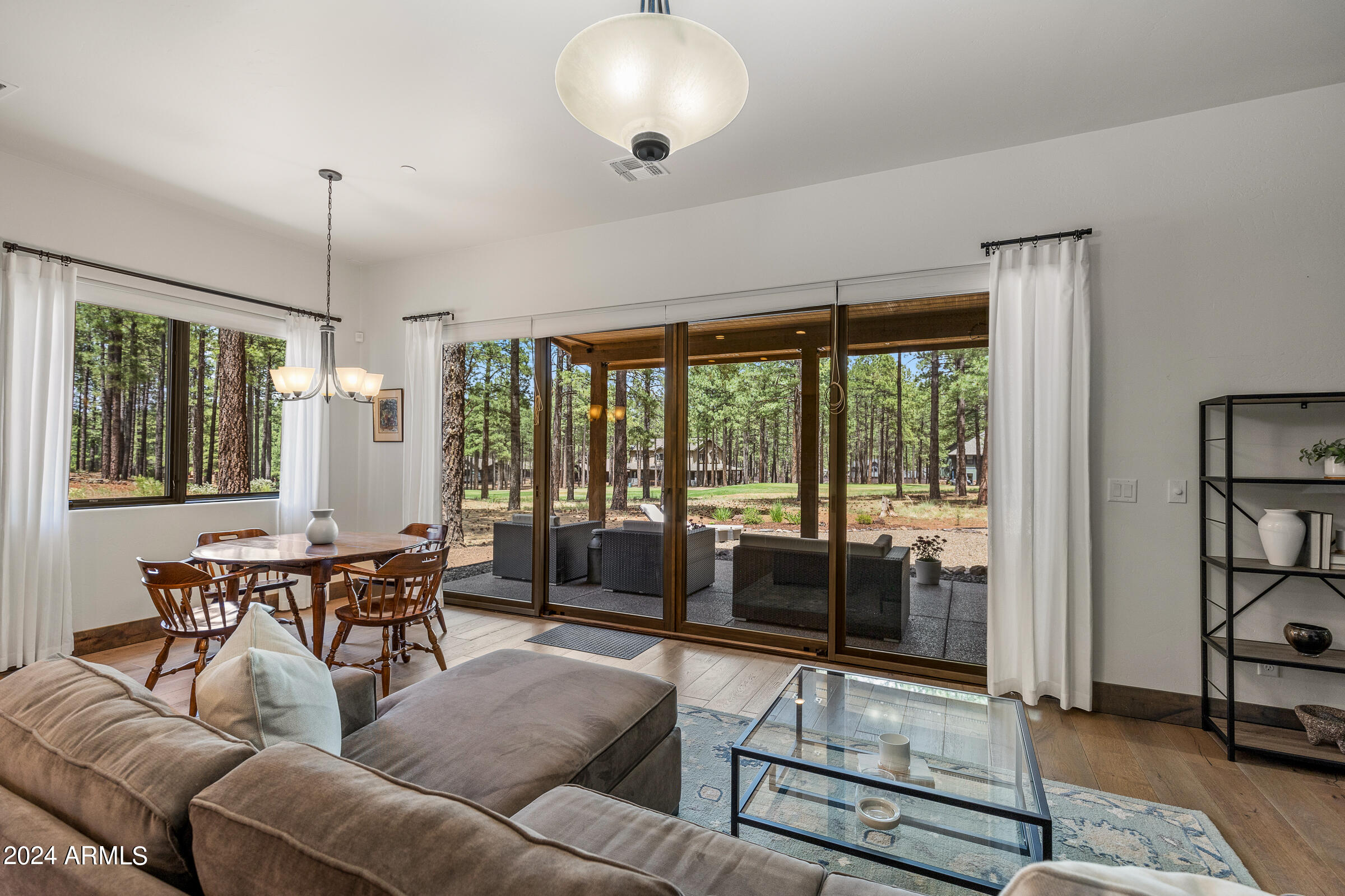 3770 S BRIDLE Path