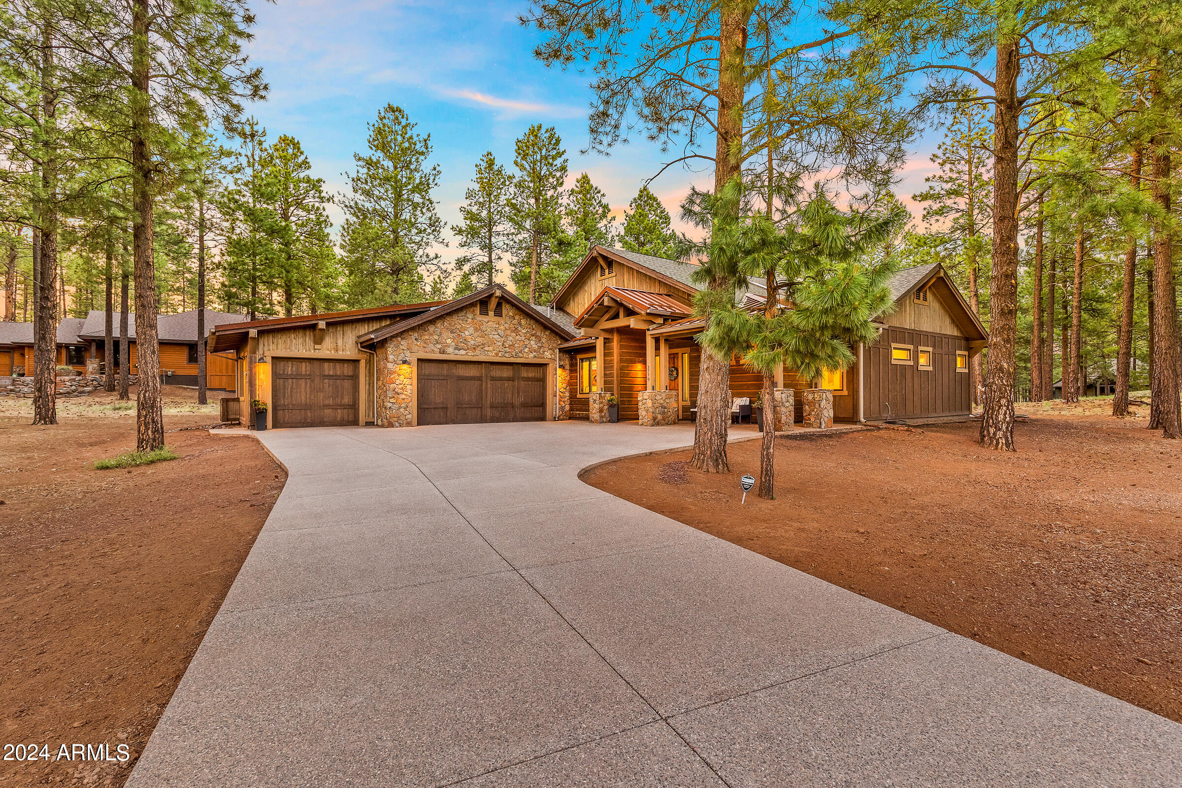 3770 S BRIDLE Path